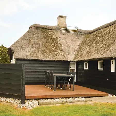 Four-bedroom Holiday In Ferienhaus