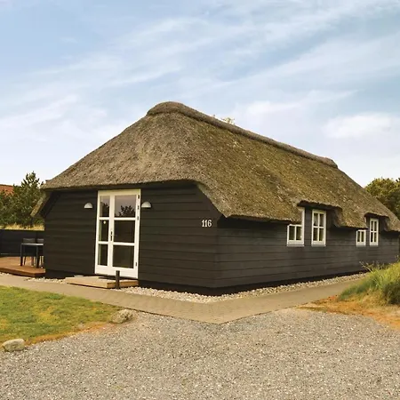 Ferienhaus Four-bedroom Holiday In