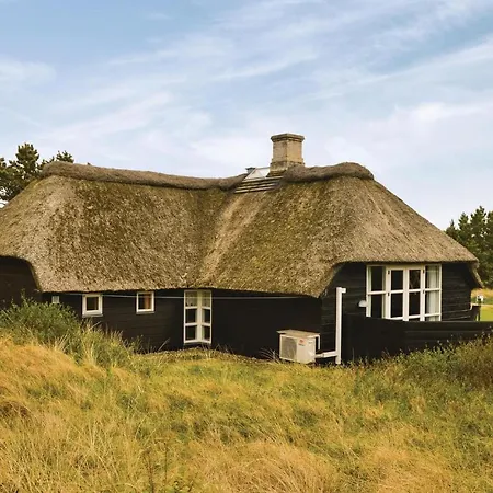 Four-bedroom Holiday In * Blåvand
